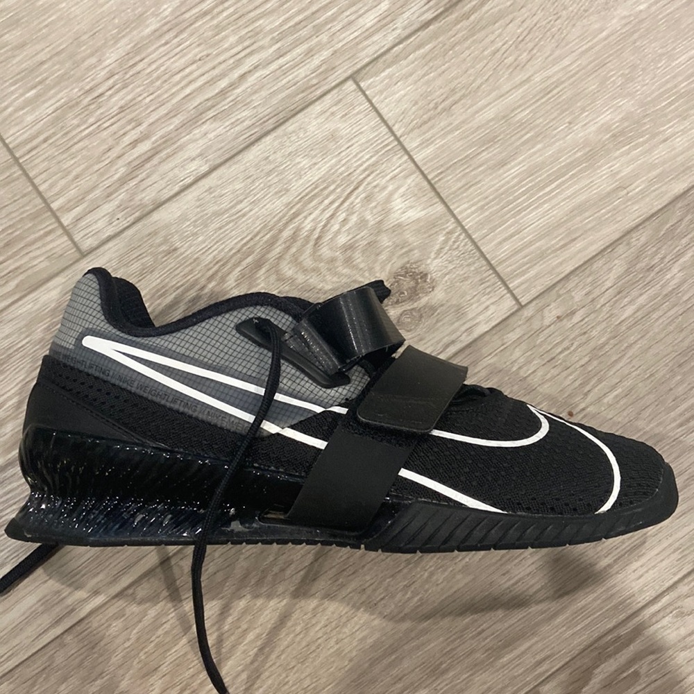 Nike Romaleos Size 7.5 M/9W Powerlifting OLY